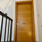 Flower: Modern Flat Close To Airport/bus Stops * Tarxien