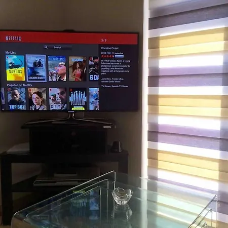 Flower: Modern Flat Close To Airport/bus Stops * Tarxien