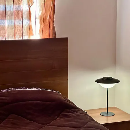 Flower: Modern Flat Close To Airport/bus Stops Apartment Tarxien