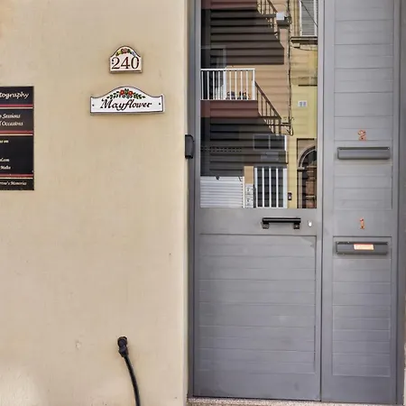 Flower: Modern Flat Close To Airport/bus Stops Апартаменты *
